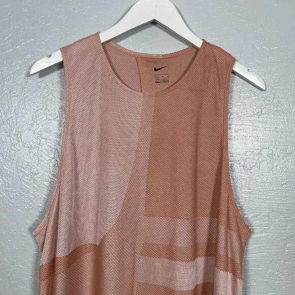 Nike Women XL Peach Orange Tech Pack Breathe Slit Back Train Tank Top AR6407 - Picture 3 of 8